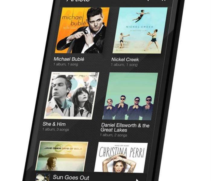 Amazon presenta su primer teléfono inteligente, el "Fire Phone"