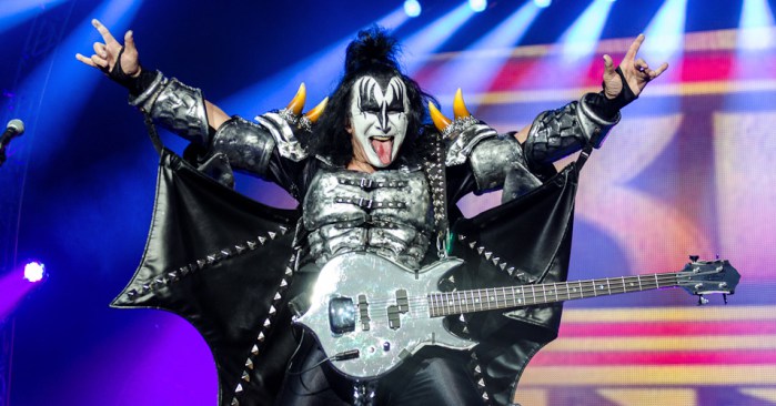 Gene Simmons, de Kiss, es demandado por acoso sexual