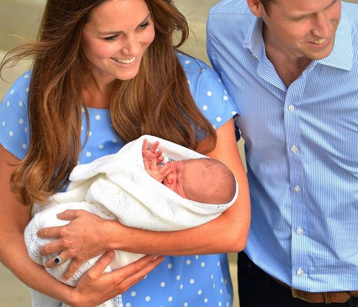 Las primeras fotos del 'bebé real'