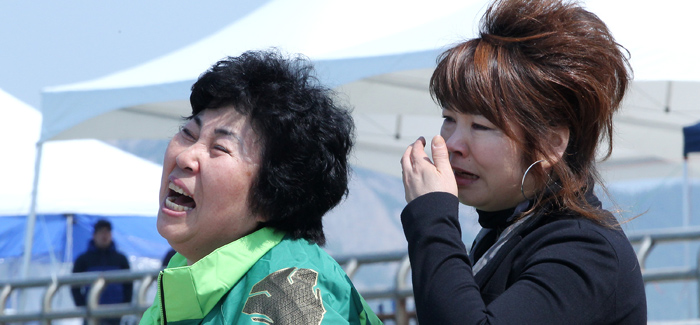 Confunden identidad de víctimas del ferry surcoreano