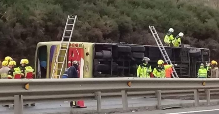 6 fallecidos y más de 30 heridos en accidente de bus en Chile