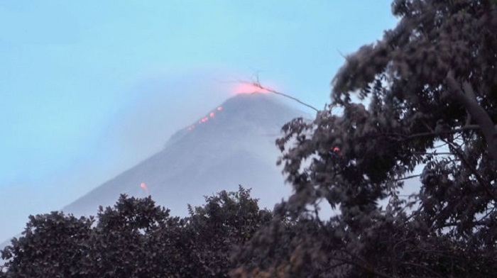 Volcán de Fuego inicia nueva fase eruptiva en Guatemala
