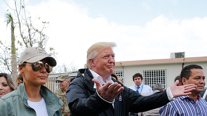 Donald Trump amenaza con retirar ayuda a Puerto Rico