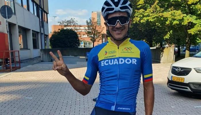 Carapaz culmina 22 en el Mundial de Ciclismo con Ecuador