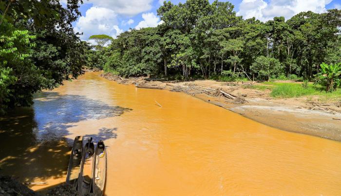 Indígenas amazónicos presentan demanda contra Lasso