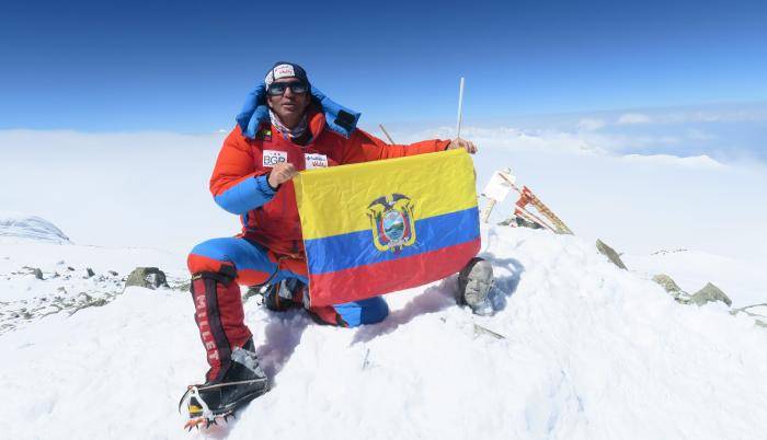 El montañista Santiago Quintero, abandonado en su intento de subir al monte K2