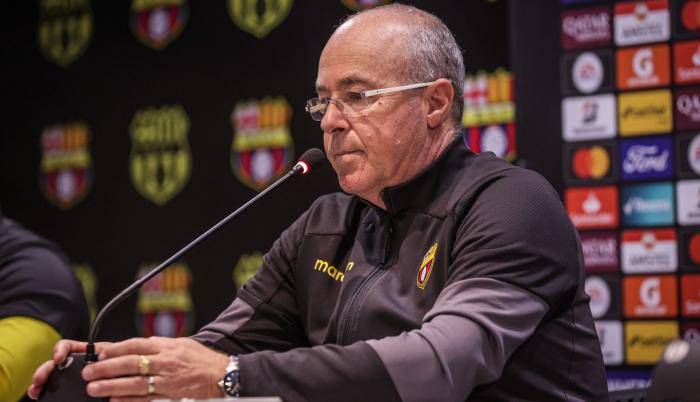 Célico: no me quiero excusar, pero reitero, debemos darle la confianza a nuestros delanteros