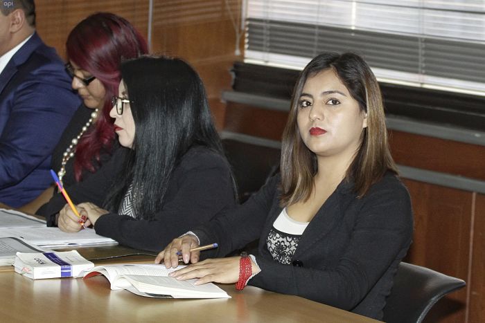 Prohíben salir del país a Sofía Espín y Yadira Cadena