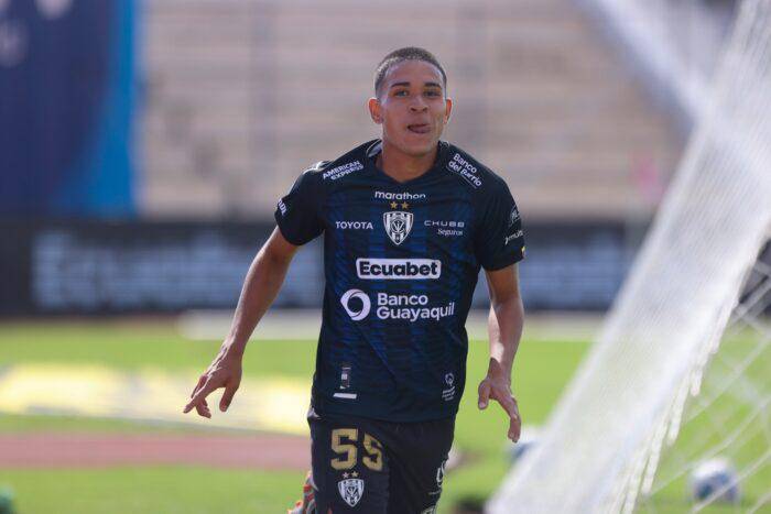 Kendry Páez: Agradezco al DT y a mis compañeros por la confianza, ha sido un buen debut