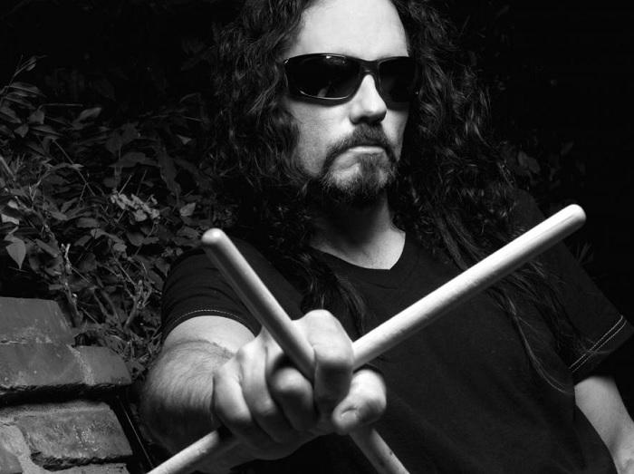 El exbaterista de Megadeth Nick Menza muere en pleno escenario