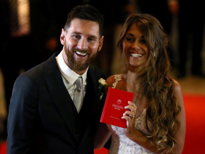 Revelan imagen de Messi y Antonella juntos a los 10 años