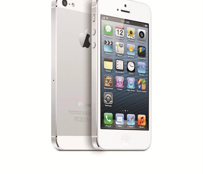 Apple presentó el nuevo iPhone 5, de cuatro pulgadas, más fino y menos pesado