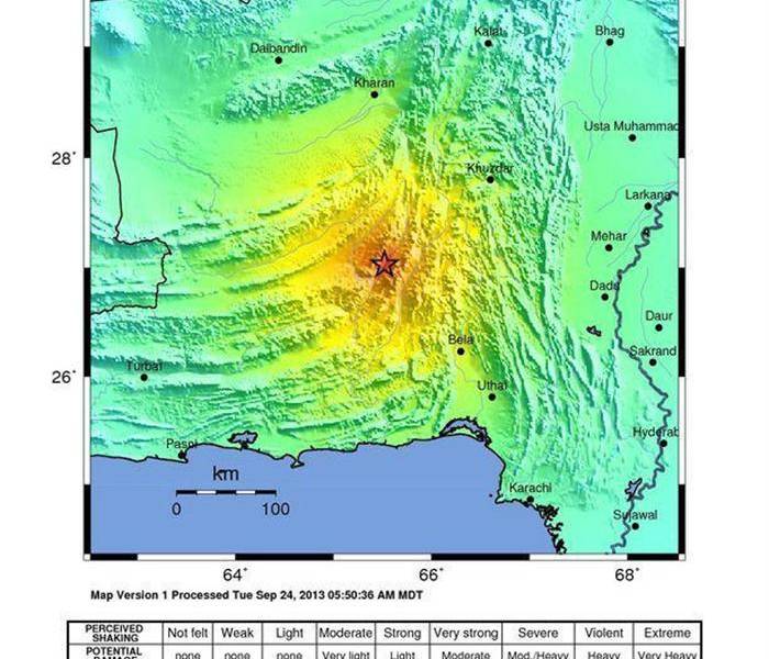 Un fuerte terremoto de 7,7 sacude Pakistán