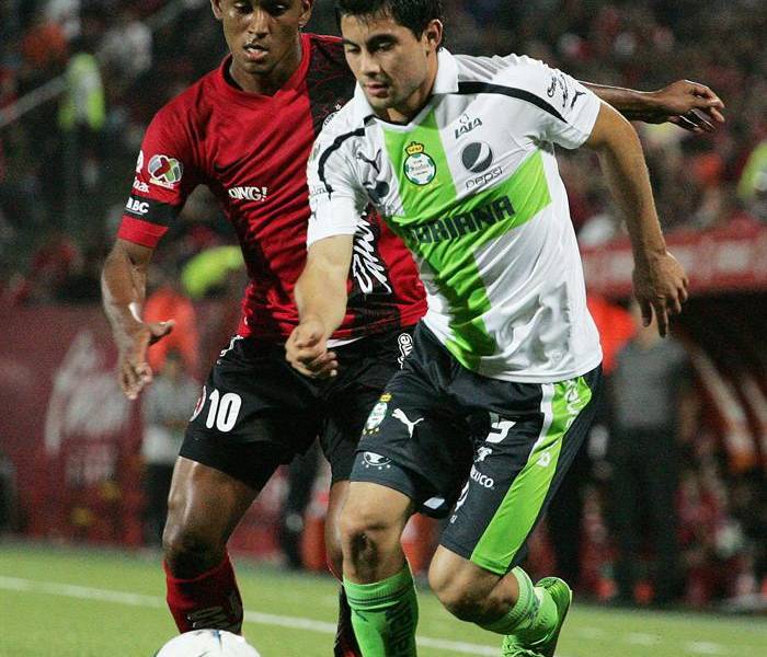 Fidel Martínez anota en empate a un tanto entre el Tijuana y el Santos