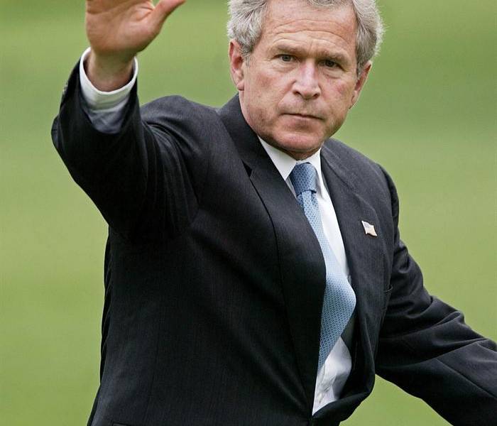 George W. Bush es dado de alta tras operación cardíaca