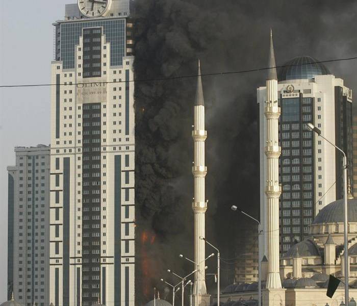 Rascacielos de 40 plantas se incendió en Chechenia