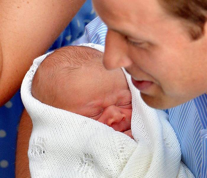 Las primeras fotos del 'bebé real'