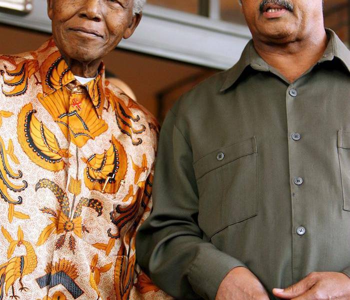 Consternación en redes sociales por muerte de Mandela