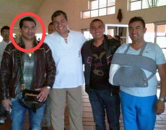 Imagen de José Aguilar Orozco, en una foto con Rafael Correa, entonces presidente de Ecuador