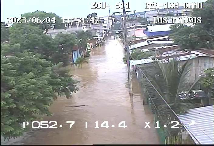 En Esmeraldas hay ríos desbordados, inundaciones y deslaves por las lluvias de las últimas horas