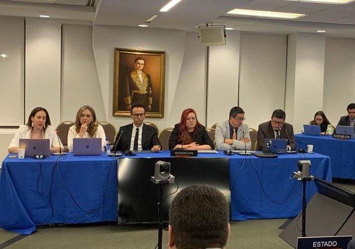 Mesa de Articulación para la Protección de Periodistas (MAPP), integrada por organismos como Fundamedios y Periodistas Sin Cadenas.