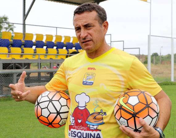 Guillermo Sanguinetti, entrenador uruguayo.