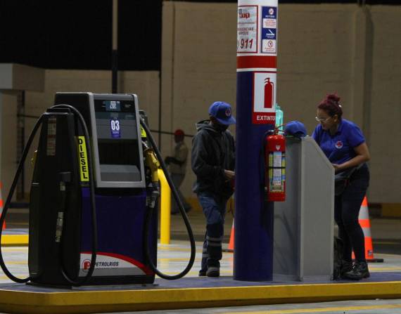 Comercializadores de combustible piden estar en diálogo de focalización del subsidio