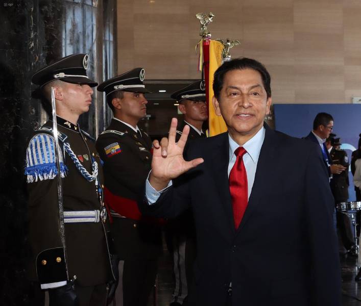 Lucio Gutiérrez busca una curul para este periodo legislativo 2025 - 2029.