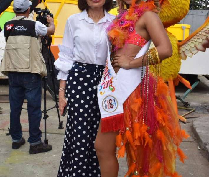 Desfiles y conciertos por carnaval en Guayaquil