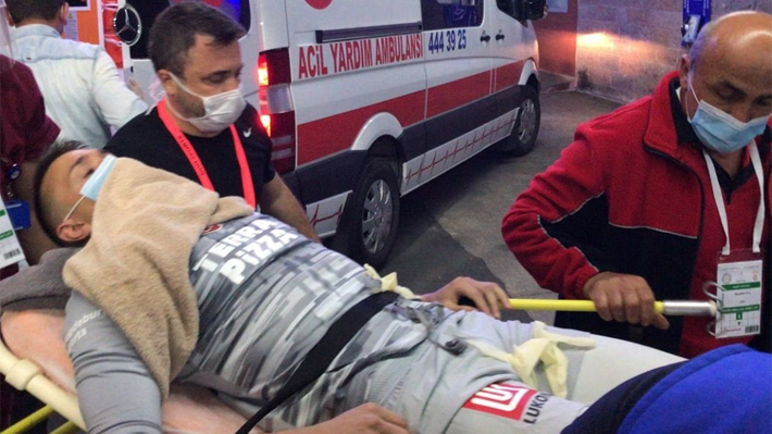 Muslera, portero de Uruguay, lesionado de gravedad