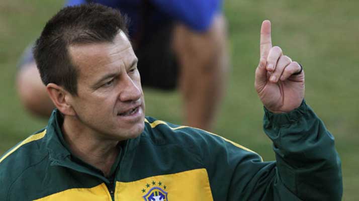 Dunga descarta un cambio radical en la selección brasileña