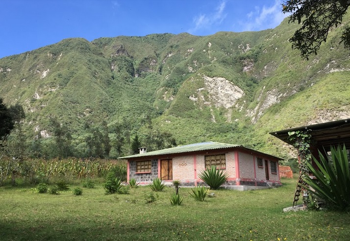 Pululahua, la comunidad turística que desea una escuela