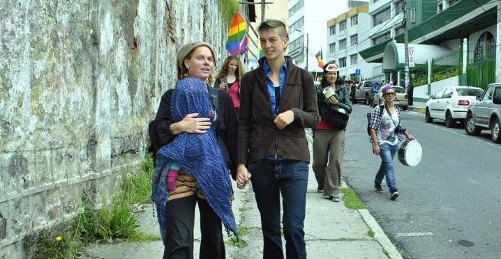 2 niños serán registrados con apellidos de sus dos madres