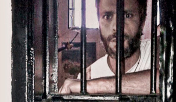 &quot;Lanzaron excremento dentro de nuestra celda&quot;, la denuncia de López