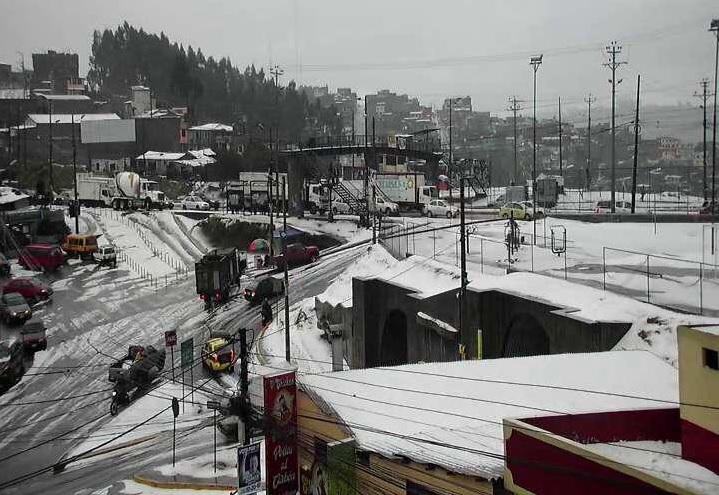 Granizada afectó más de 10 sectores del sur de Quito