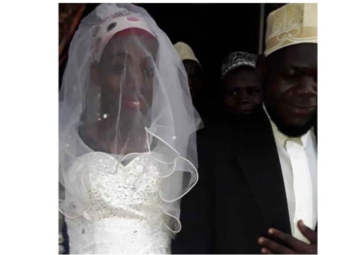 Uganda: se burlan de líder religioso por casarse con hombre “por error”