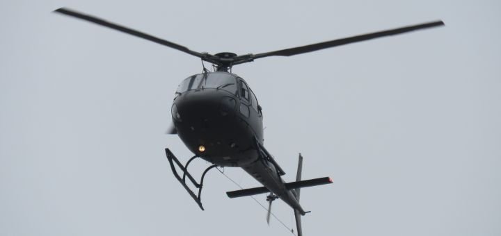 Rescatan vivos a ocupantes de helicóptero accidentado en Isla Santay