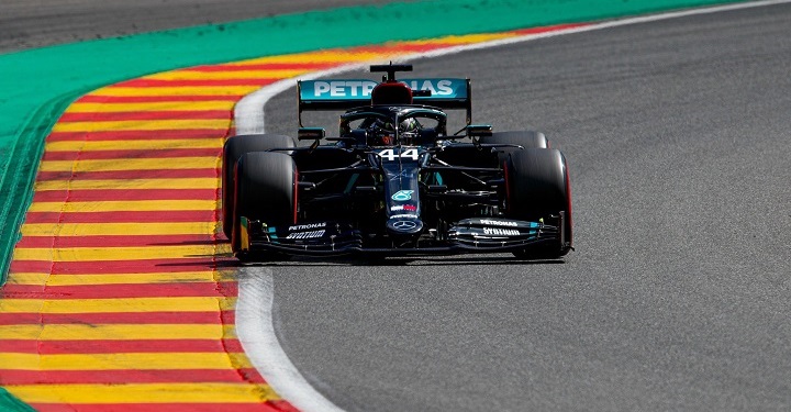 Hamilton refuerza su liderato al ganar en Spa-Francorchamps