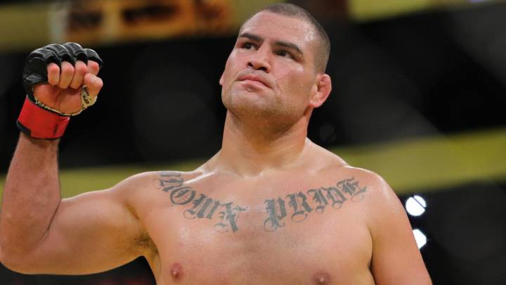 Caín Velasquez anuncia su retiro de la MMA
