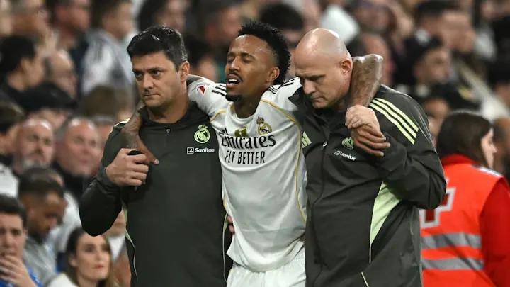 Militao, cuatro meses de baja por una rotura muscular con afectación a tendón