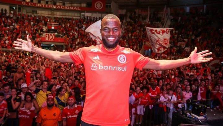 Enner Valencia ya fue habilitado y podrá debutar con el Internacional de Porto Alegre