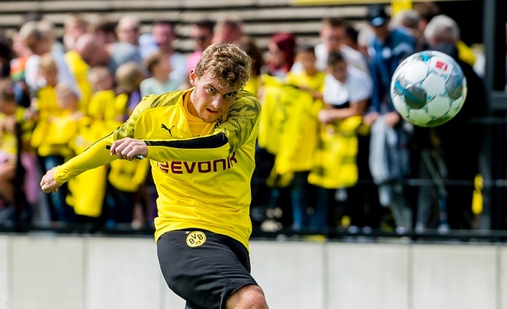 Dortmund remonta tres goles al colista Paderborn