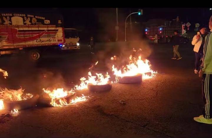 Paro nacional en Ecuador: así permanecen las principales vías del país este 22 de septiembre