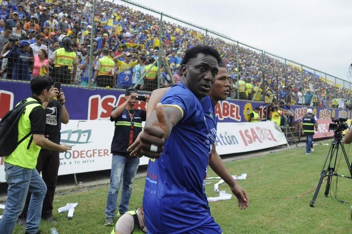 La &#039;Tuka&#039; Ordóñez, nuevo delantero de Emelec