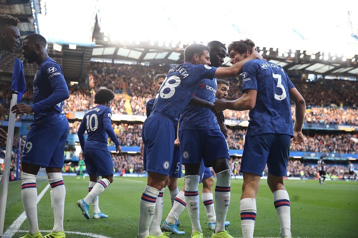 Chelsea accede al podio de manera provisional