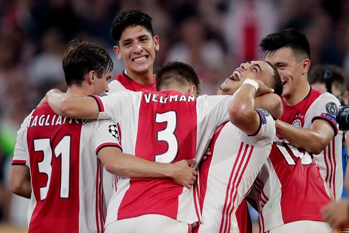 Ajax accede a la fase de grupos de la Champions