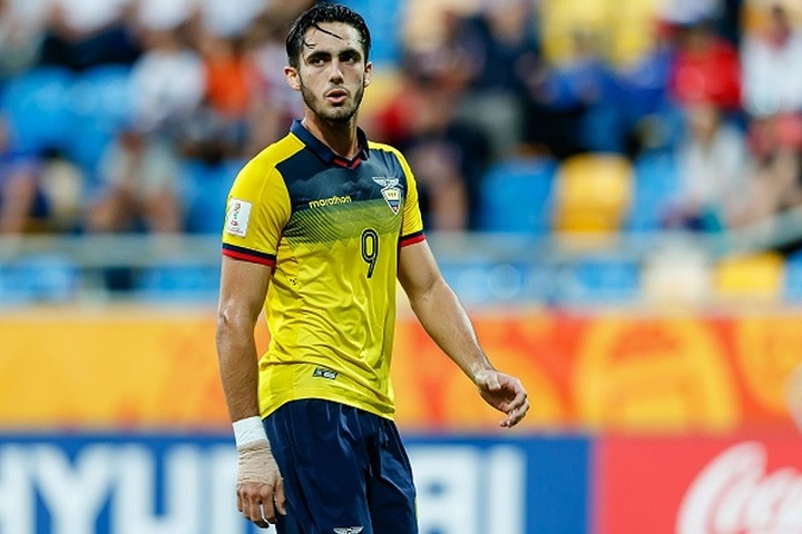 Campana dejó la Sub-23 para sumarse al Wolverhampton