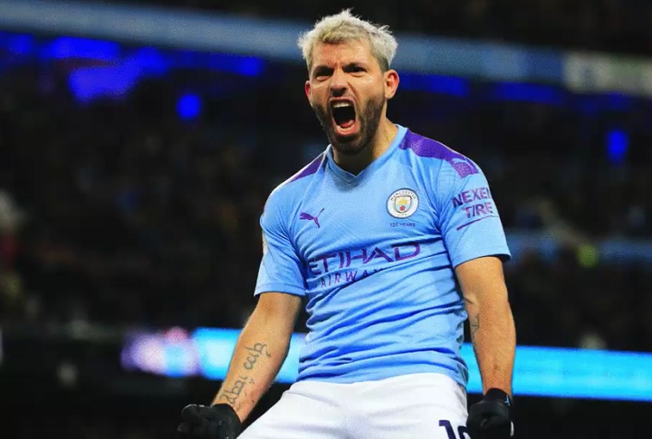 El City se frena con un empate pese a doblete de Agüero