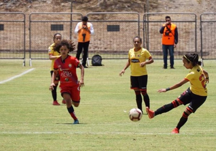 BSC clasifica a las semifinales de la Superliga Femenina