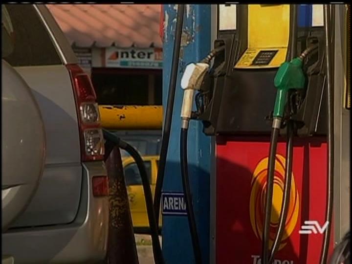 Gasolineras de Guayaquil, Durán, Daule y Samborondón ya no venden extra